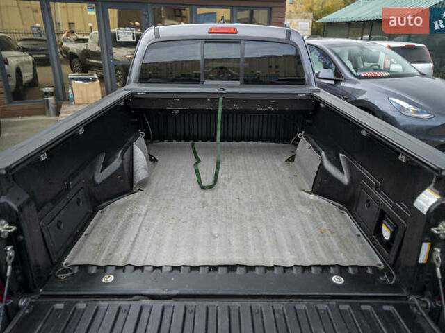 Сірий Тойота Такома, об'ємом двигуна 3.46 л та пробігом 55 тис. км за 24900 $, фото 20 на Automoto.ua