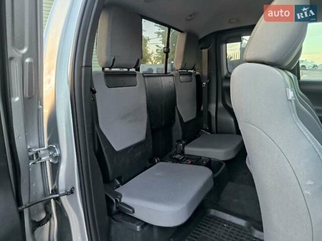 Серый Тойота Такома, объемом двигателя 3.46 л и пробегом 227 тыс. км за 18990 $, фото 11 на Automoto.ua