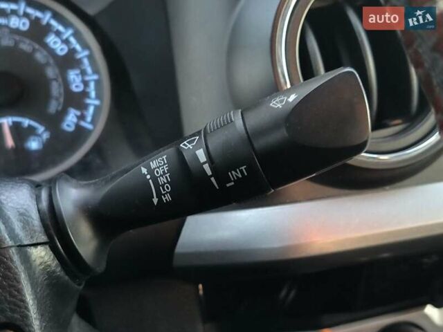 Серый Тойота Такома, объемом двигателя 3.46 л и пробегом 227 тыс. км за 18990 $, фото 26 на Automoto.ua