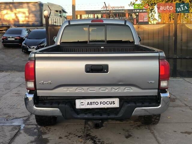 Серый Тойота Такома, объемом двигателя 3.46 л и пробегом 227 тыс. км за 18990 $, фото 5 на Automoto.ua