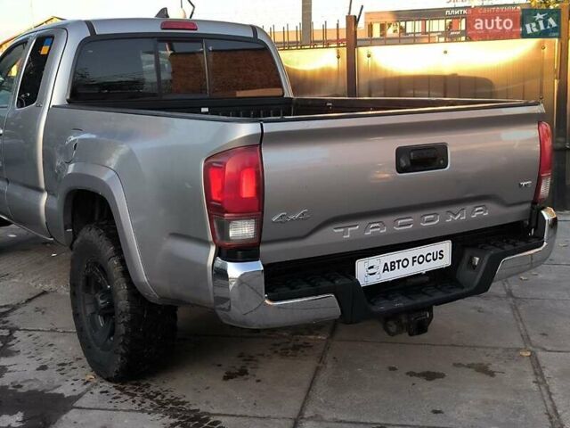 Серый Тойота Такома, объемом двигателя 3.46 л и пробегом 227 тыс. км за 18990 $, фото 7 на Automoto.ua