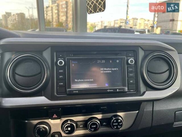 Серый Тойота Такома, объемом двигателя 3.46 л и пробегом 227 тыс. км за 18790 $, фото 19 на Automoto.ua