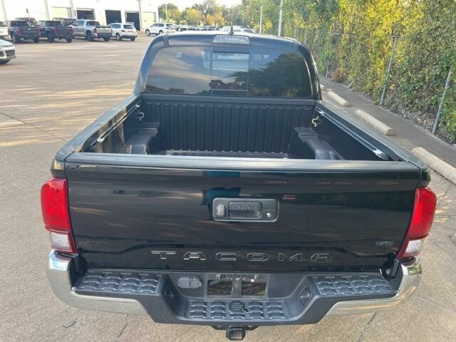 Серый Тойота Такома, объемом двигателя 3.5 л и пробегом 32 тыс. км за 25000 $, фото 4 на Automoto.ua