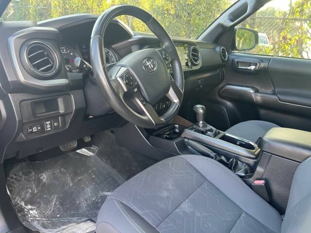 Серый Тойота Такома, объемом двигателя 3.5 л и пробегом 32 тыс. км за 25000 $, фото 7 на Automoto.ua