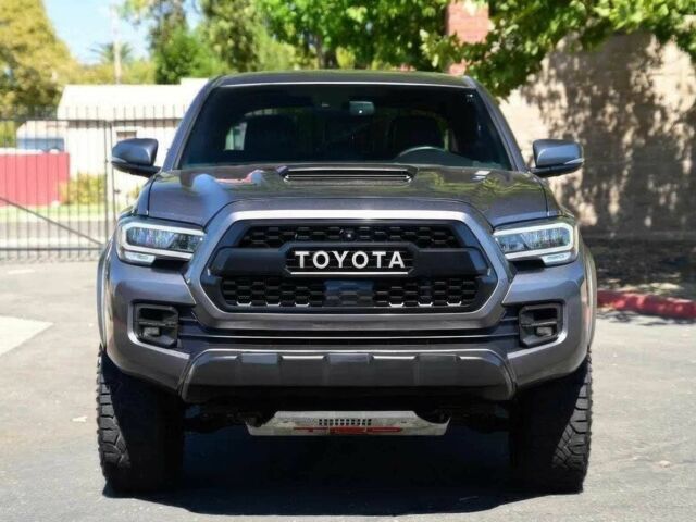 Серый Тойота Такома, объемом двигателя 3.5 л и пробегом 31 тыс. км за 19000 $, фото 1 на Automoto.ua