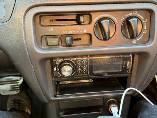 Белый Тойота Терцел, объемом двигателя 1.3 л и пробегом 365 тыс. км за 3300 $, фото 18 на Automoto.ua