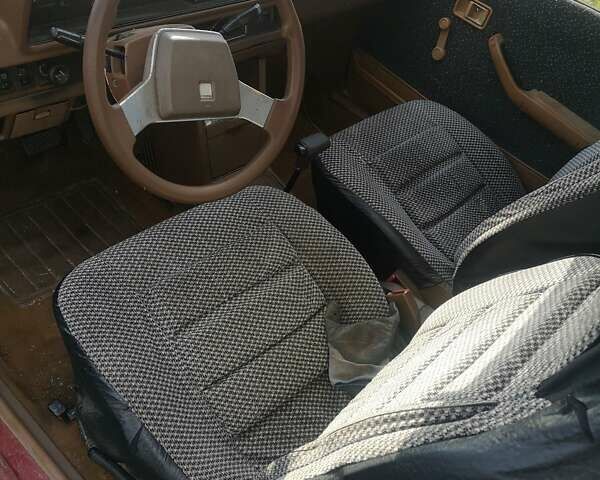 Червоний Тойота Терцел, об'ємом двигуна 1.5 л та пробігом 320 тис. км за 300 $, фото 2 на Automoto.ua