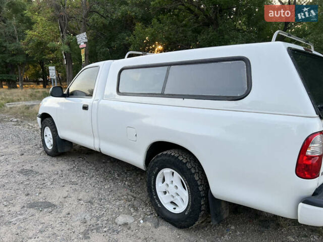 Білий Тойота Тундра, об'ємом двигуна 4.7 л та пробігом 190 тис. км за 9500 $, фото 7 на Automoto.ua