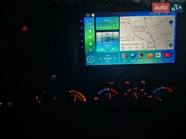 Белый Тойота Тундра, объемом двигателя 5.66 л и пробегом 150 тыс. км за 25000 $, фото 13 на Automoto.ua