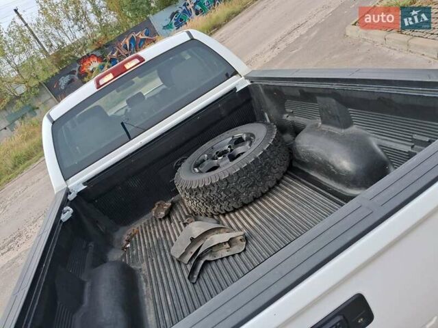 Белый Тойота Тундра, объемом двигателя 4.61 л и пробегом 119 тыс. км за 32500 $, фото 15 на Automoto.ua