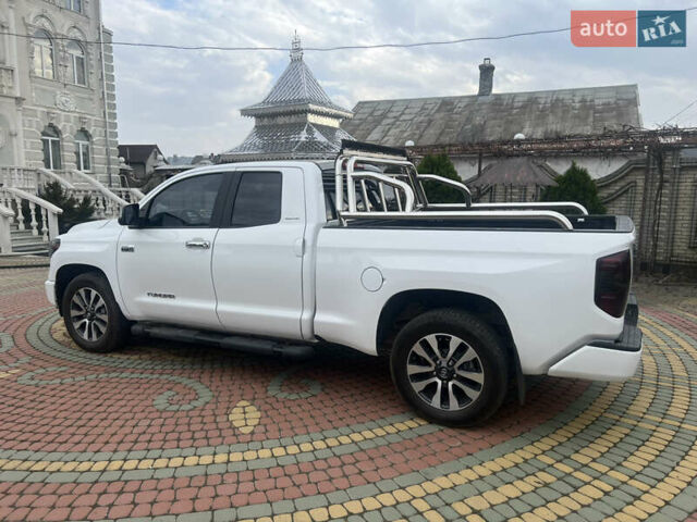 Белый Тойота Тундра, объемом двигателя 5.66 л и пробегом 8 тыс. км за 52000 $, фото 12 на Automoto.ua