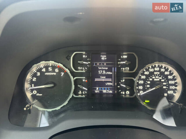 Белый Тойота Тундра, объемом двигателя 5.66 л и пробегом 142 тыс. км за 43700 $, фото 28 на Automoto.ua