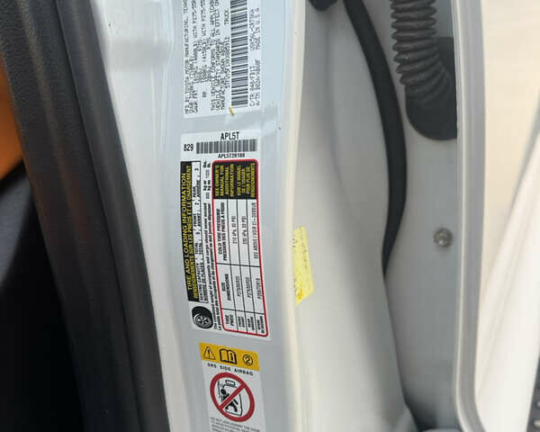 Белый Тойота Тундра, объемом двигателя 5.66 л и пробегом 142 тыс. км за 43700 $, фото 46 на Automoto.ua