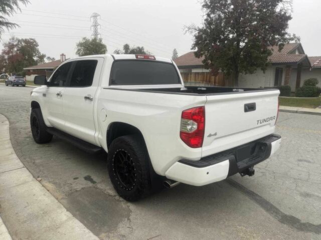 Белый Тойота Тундра, объемом двигателя 5.7 л и пробегом 39 тыс. км за 16500 $, фото 4 на Automoto.ua