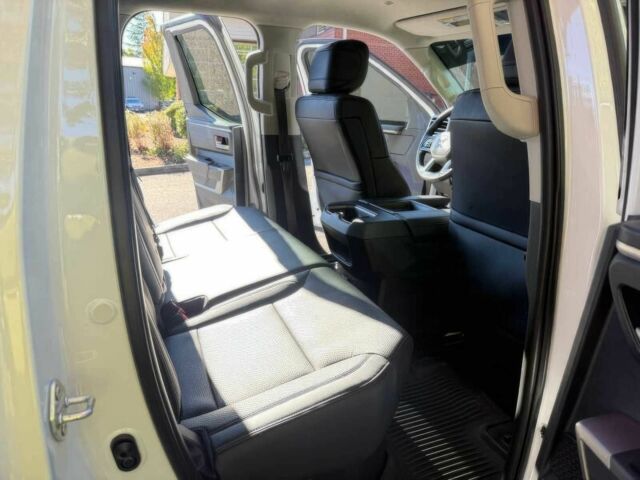 Білий Тойота Тундра, об'ємом двигуна 3.4 л та пробігом 16 тис. км за 19500 $, фото 9 на Automoto.ua