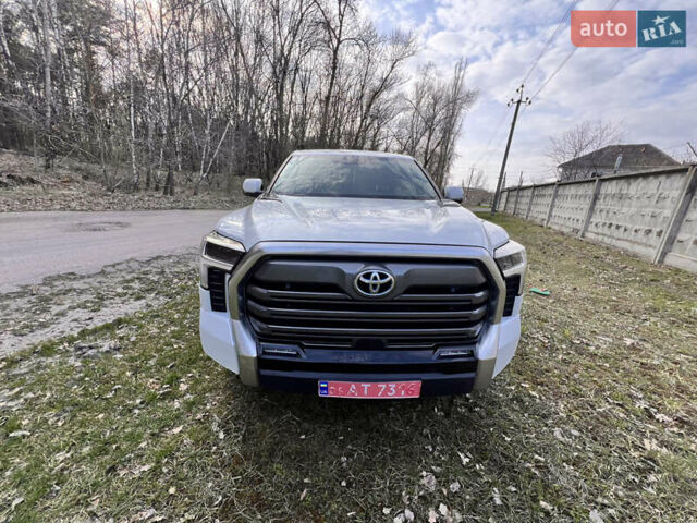Білий Тойота Тундра, об'ємом двигуна 3.45 л та пробігом 55 тис. км за 75000 $, фото 1 на Automoto.ua