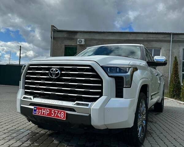Белый Тойота Тундра, объемом двигателя 3.45 л и пробегом 40 тыс. км за 92500 $, фото 14 на Automoto.ua