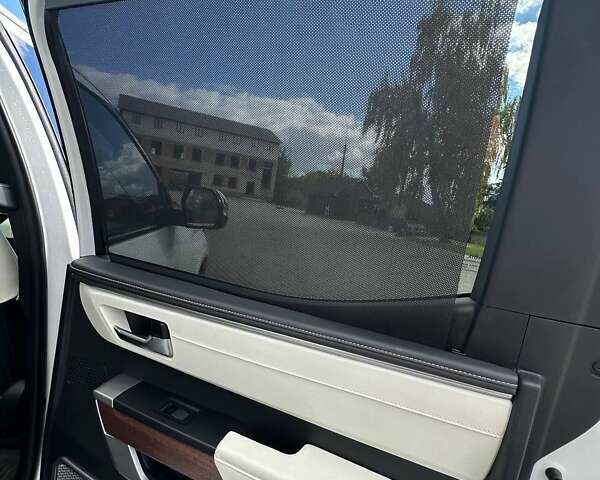 Белый Тойота Тундра, объемом двигателя 3.45 л и пробегом 40 тыс. км за 92500 $, фото 30 на Automoto.ua