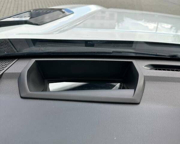 Белый Тойота Тундра, объемом двигателя 3.45 л и пробегом 40 тыс. км за 92500 $, фото 35 на Automoto.ua