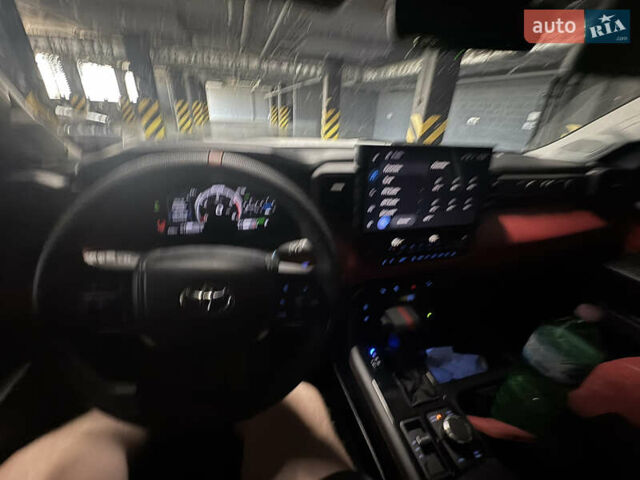 Белый Тойота Тундра, объемом двигателя 3.45 л и пробегом 4 тыс. км за 94444 $, фото 12 на Automoto.ua