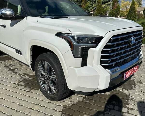 Белый Тойота Тундра, объемом двигателя 3.45 л и пробегом 40 тыс. км за 92500 $, фото 18 на Automoto.ua