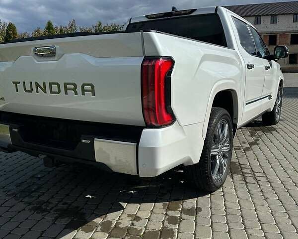 Белый Тойота Тундра, объемом двигателя 3.45 л и пробегом 40 тыс. км за 92500 $, фото 15 на Automoto.ua