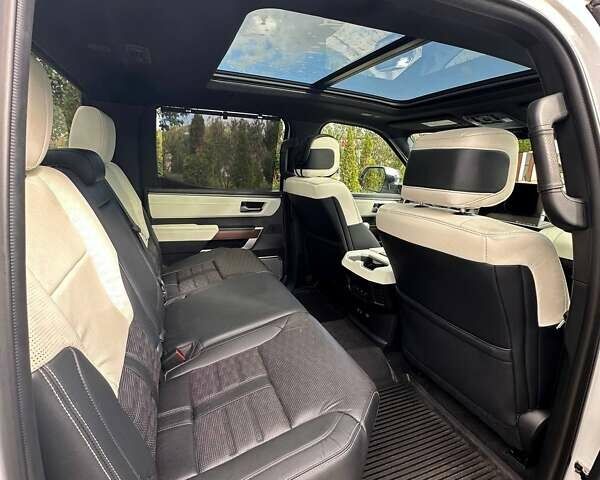 Белый Тойота Тундра, объемом двигателя 3.45 л и пробегом 40 тыс. км за 92500 $, фото 28 на Automoto.ua