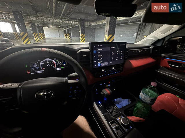 Белый Тойота Тундра, объемом двигателя 3.45 л и пробегом 4 тыс. км за 84848 $, фото 14 на Automoto.ua