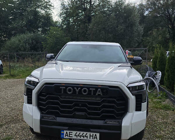 Белый Тойота Тундра, объемом двигателя 3.45 л и пробегом 4 тыс. км за 84848 $, фото 24 на Automoto.ua