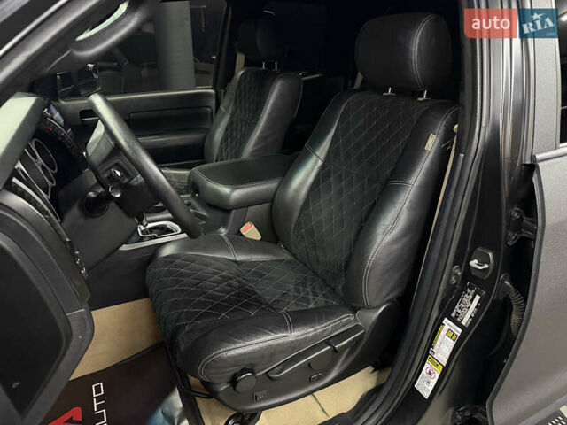 Черный Тойота Тундра, объемом двигателя 5.7 л и пробегом 158 тыс. км за 19900 $, фото 18 на Automoto.ua