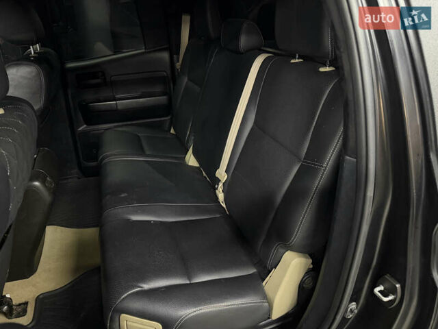 Черный Тойота Тундра, объемом двигателя 5.7 л и пробегом 158 тыс. км за 19900 $, фото 21 на Automoto.ua