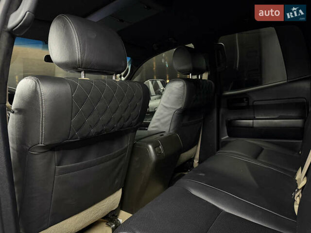 Черный Тойота Тундра, объемом двигателя 5.7 л и пробегом 158 тыс. км за 19900 $, фото 22 на Automoto.ua
