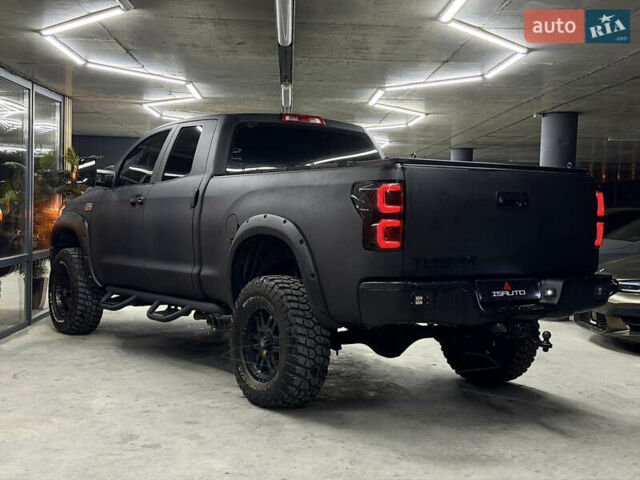 Черный Тойота Тундра, объемом двигателя 5.7 л и пробегом 158 тыс. км за 19900 $, фото 10 на Automoto.ua