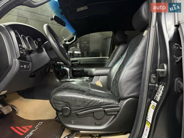 Черный Тойота Тундра, объемом двигателя 5.7 л и пробегом 158 тыс. км за 19900 $, фото 20 на Automoto.ua