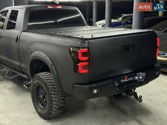 Черный Тойота Тундра, объемом двигателя 5.7 л и пробегом 158 тыс. км за 19900 $, фото 11 на Automoto.ua