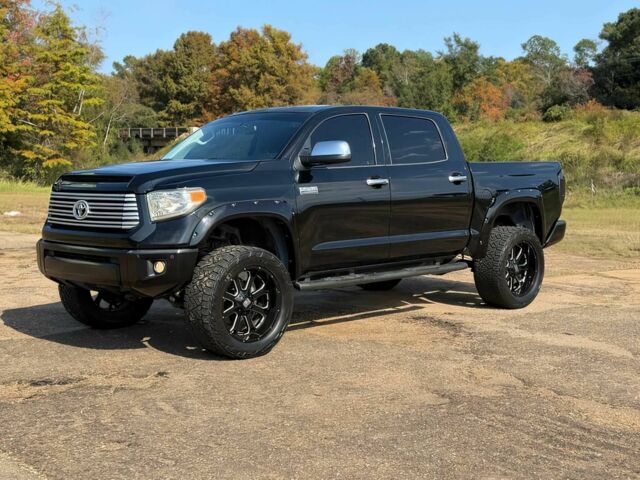 Черный Тойота Тундра, объемом двигателя 5.7 л и пробегом 89 тыс. км за 14900 $, фото 2 на Automoto.ua