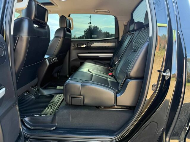 Черный Тойота Тундра, объемом двигателя 5.7 л и пробегом 89 тыс. км за 14900 $, фото 12 на Automoto.ua