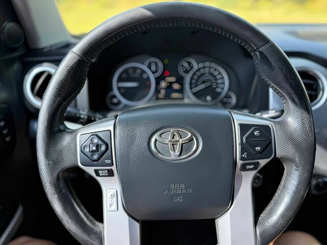 Черный Тойота Тундра, объемом двигателя 5.7 л и пробегом 89 тыс. км за 14900 $, фото 9 на Automoto.ua