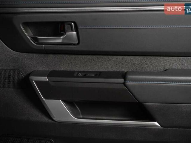 Чорний Тойота Тундра, об'ємом двигуна 3.45 л та пробігом 99 тис. км за 69999 $, фото 32 на Automoto.ua