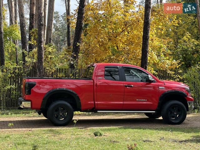 Красный Тойота Тундра, объемом двигателя 5.7 л и пробегом 205 тыс. км за 22900 $, фото 16 на Automoto.ua