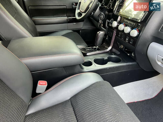 Красный Тойота Тундра, объемом двигателя 5.7 л и пробегом 205 тыс. км за 22900 $, фото 112 на Automoto.ua