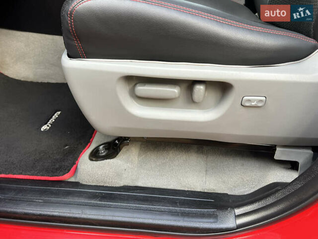 Красный Тойота Тундра, объемом двигателя 5.7 л и пробегом 205 тыс. км за 22900 $, фото 78 на Automoto.ua