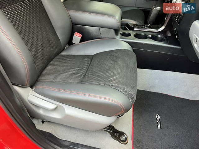 Красный Тойота Тундра, объемом двигателя 5.7 л и пробегом 205 тыс. км за 22900 $, фото 110 на Automoto.ua