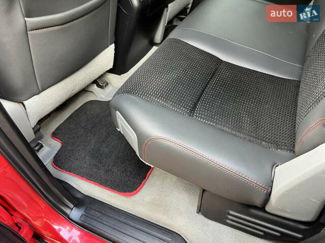 Красный Тойота Тундра, объемом двигателя 5.7 л и пробегом 205 тыс. км за 22900 $, фото 130 на Automoto.ua