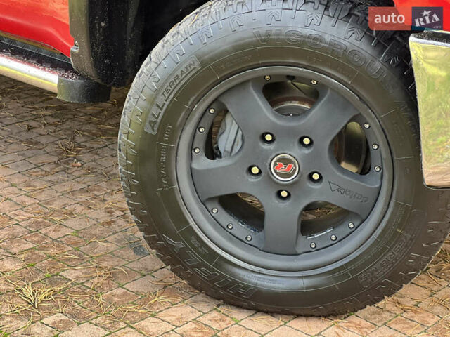 Красный Тойота Тундра, объемом двигателя 5.7 л и пробегом 205 тыс. км за 22900 $, фото 8 на Automoto.ua