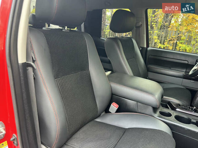 Красный Тойота Тундра, объемом двигателя 5.7 л и пробегом 205 тыс. км за 22900 $, фото 111 на Automoto.ua