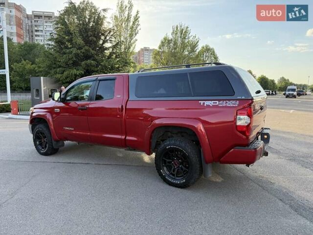 Красный Тойота Тундра, объемом двигателя 5.66 л и пробегом 106 тыс. км за 28800 $, фото 7 на Automoto.ua