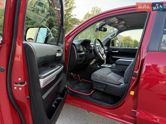 Красный Тойота Тундра, объемом двигателя 5.66 л и пробегом 106 тыс. км за 28800 $, фото 9 на Automoto.ua