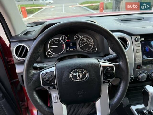 Красный Тойота Тундра, объемом двигателя 5.66 л и пробегом 106 тыс. км за 28800 $, фото 13 на Automoto.ua