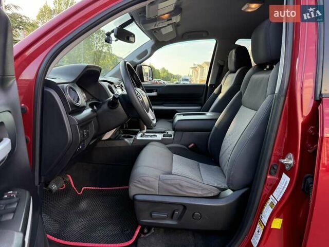 Красный Тойота Тундра, объемом двигателя 5.66 л и пробегом 106 тыс. км за 28800 $, фото 10 на Automoto.ua